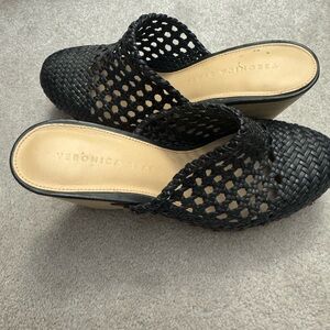Veronica Beard Black Woven Women's Shoes size 6.5 never worn